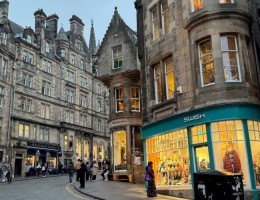 IRLANDA, ESCOCIA E INGLATERRA.Grupal Acompaada